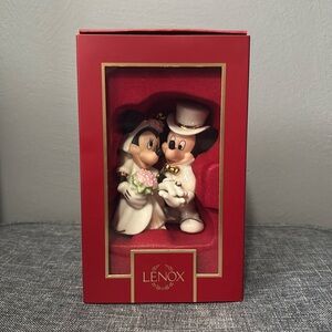 Lenox Disney Mickey and Minnie Bride and Groom Bridal Wedding Ornament